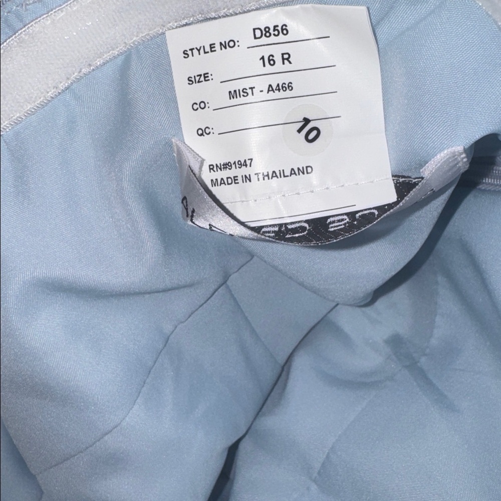 NWOT Alfred Sung MIST Strapless Bow Back Satin Column Gown Sz 16 $289 D856 - Picture 6 of 7